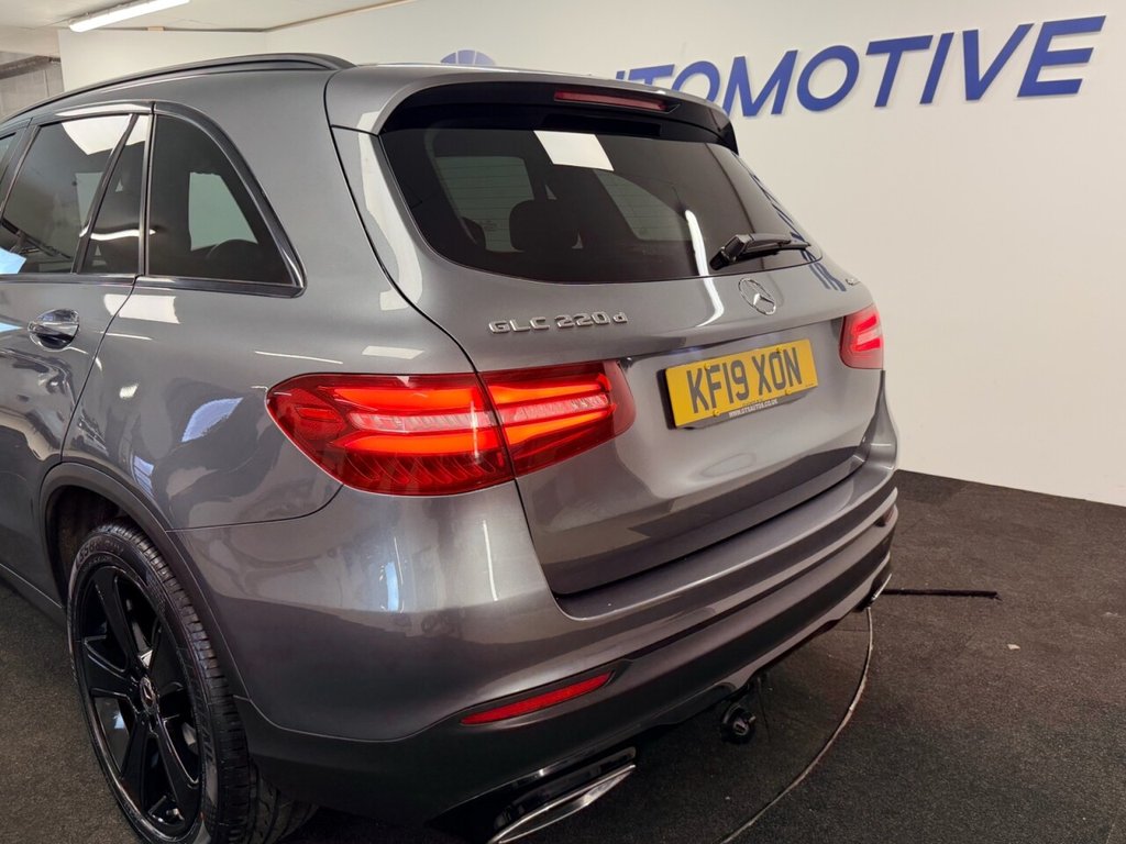 Used Mercedes-Benz GLC 2019 for sale - 77263642: Photo 32