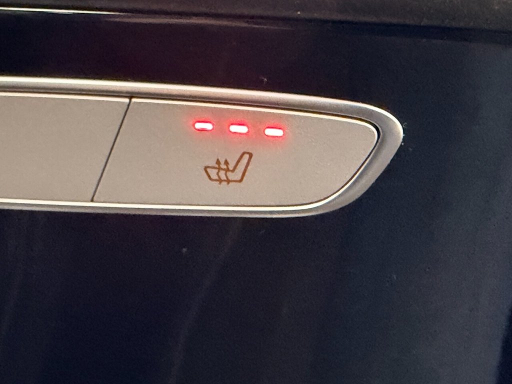 Used Mercedes-Benz GLC 2019 for sale - 77263642: Photo 4