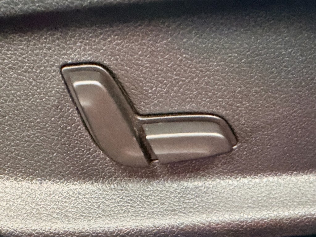 Used Mercedes-Benz GLC 2019 for sale - 77263642: Photo 5