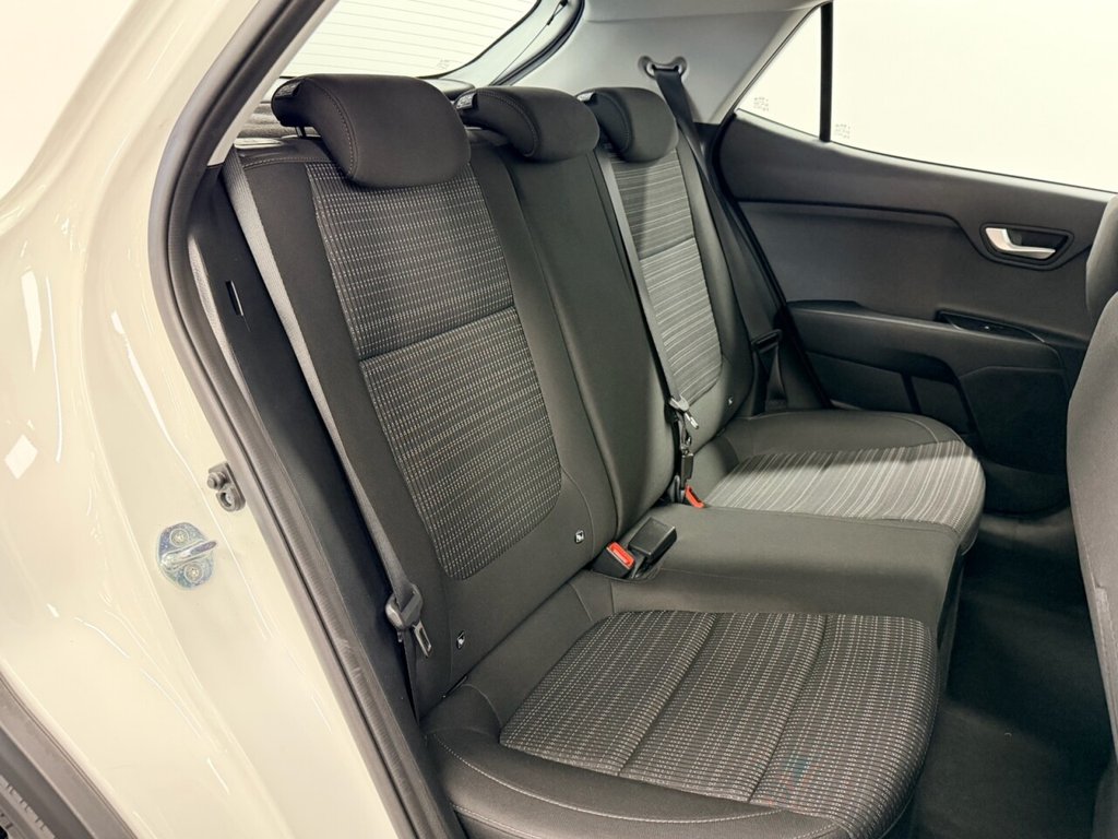 Used Kia Stonic 2021 for sale - 76574526: Photo 4