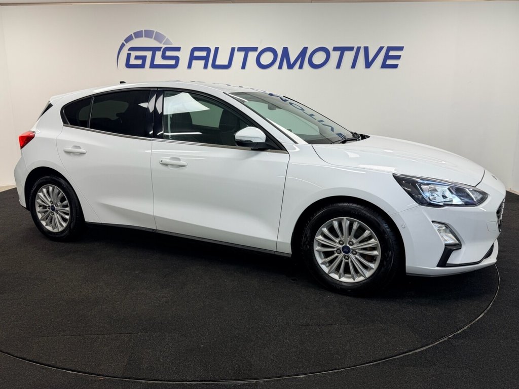 Used Ford Focus 2021 for sale - 76574565: Photo 1