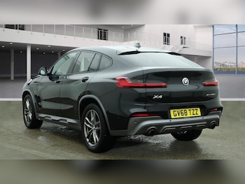 Used BMW X4 2018 for sale - 77468756: Photo