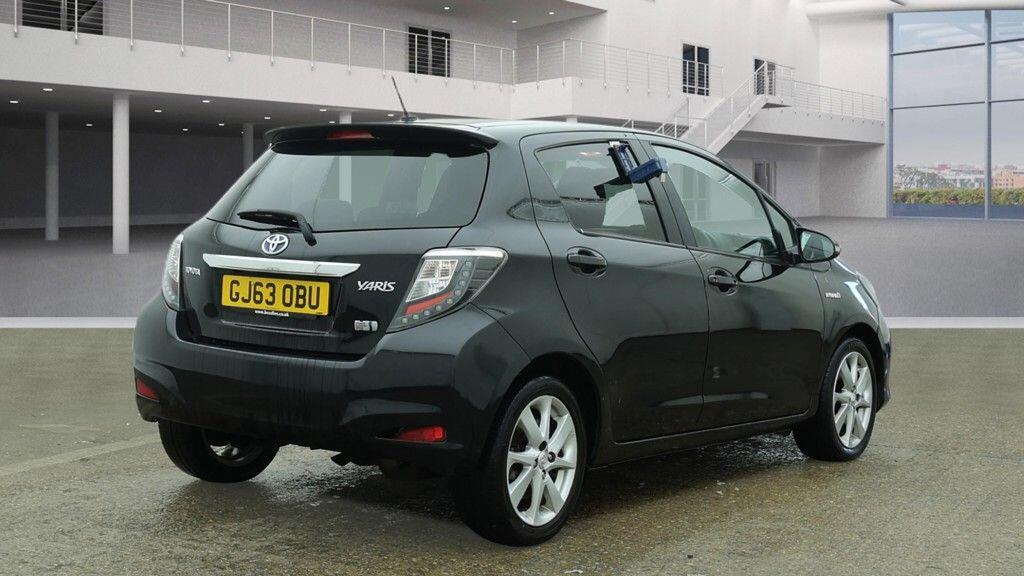 Used Toyota Yaris 2013 for sale - 77992960: Photo 13