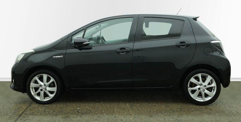 Used Toyota Yaris 2013 for sale - 77992960: Photo 20