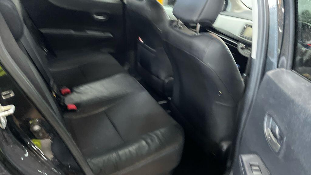 Used Toyota Yaris 2013 for sale - 77992960: Photo 4