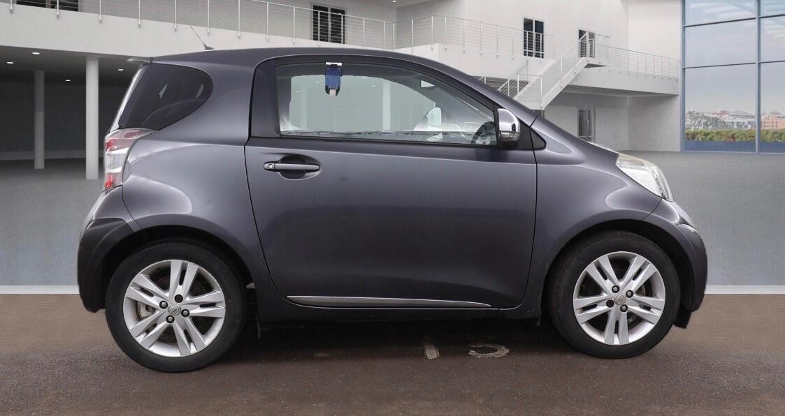 Used Toyota IQ 2010 for sale - 77377255: Photo 10