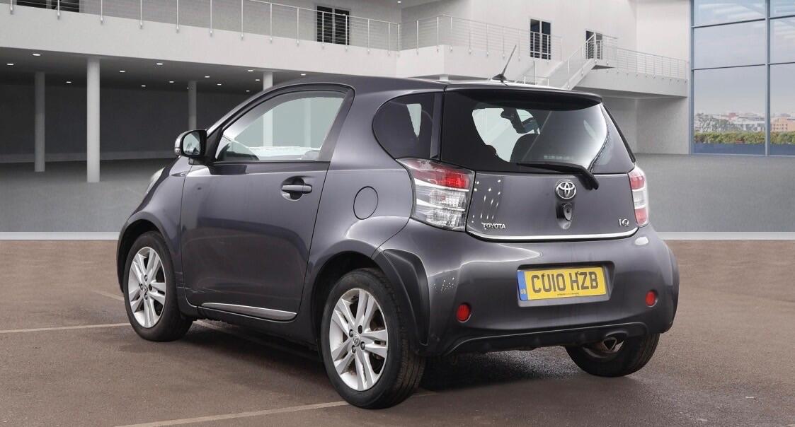 Used Toyota IQ 2010 for sale - 77377255: Photo 2