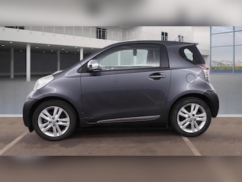 Used Toyota IQ 2010 for sale - 77377255: Photo