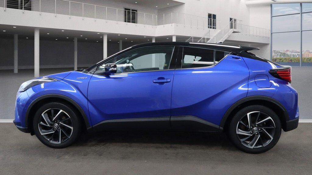 Used Toyota C-HR 2021 for sale - 77646776: Photo 4