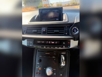 Used Lexus CT 2014 for sale - 79425855: Photo