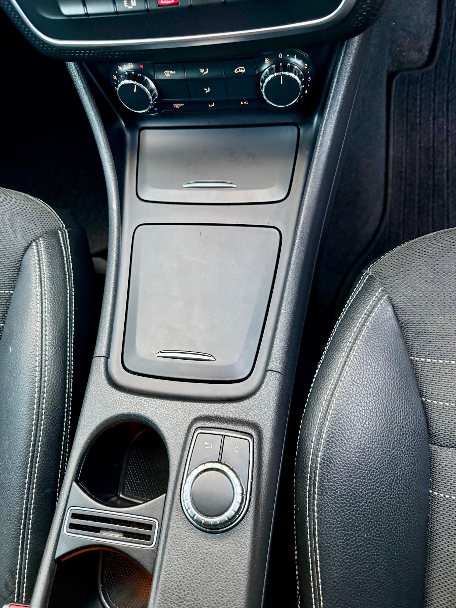 Used Mercedes-Benz A-Class 2014 for sale - 76422591: Photo 12