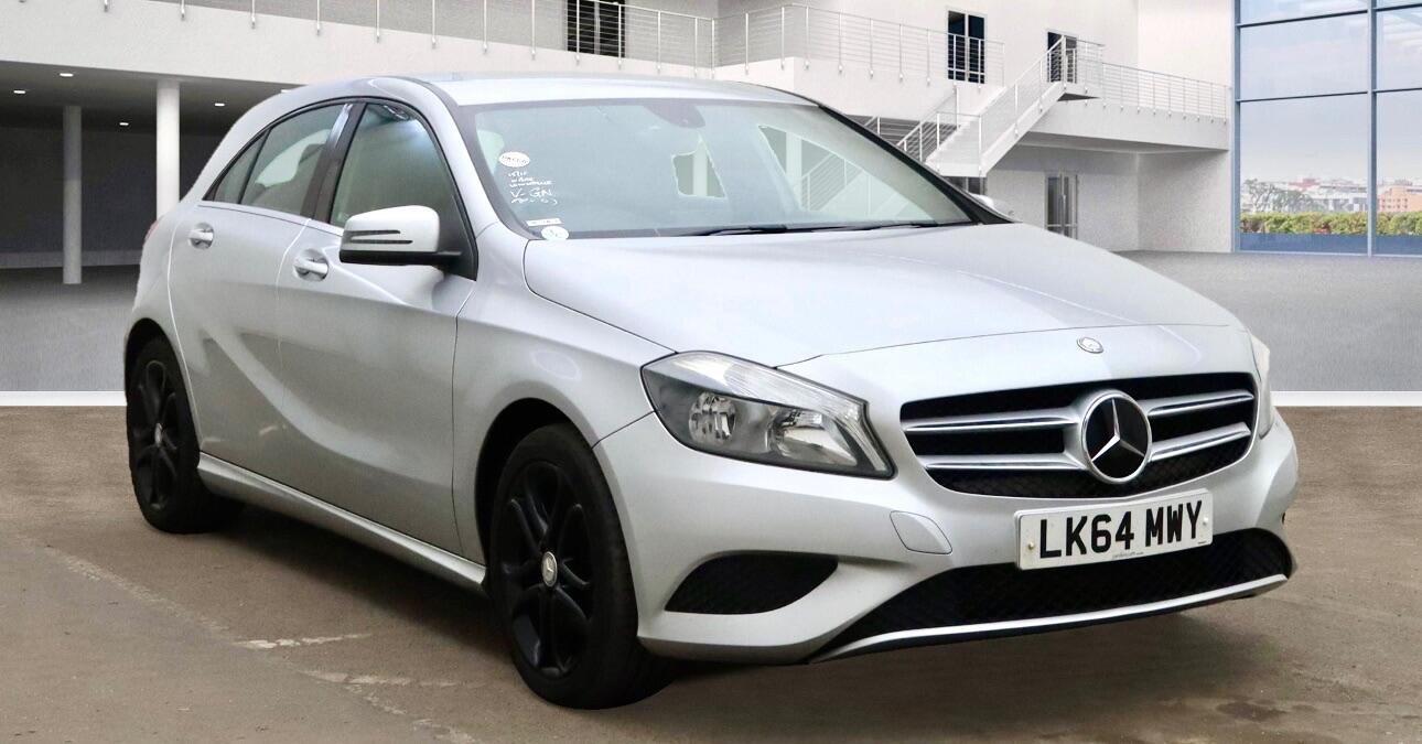 Used Mercedes-Benz A-Class 2014 for sale - 76422591: Photo 2