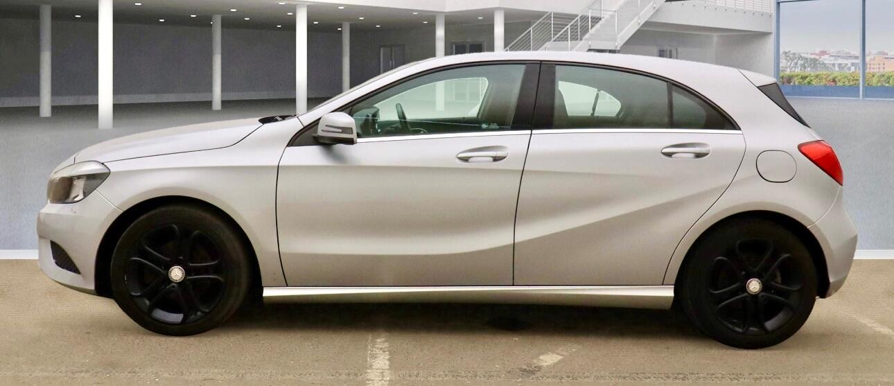 Used Mercedes-Benz A-Class 2014 for sale - 76422591: Photo 4