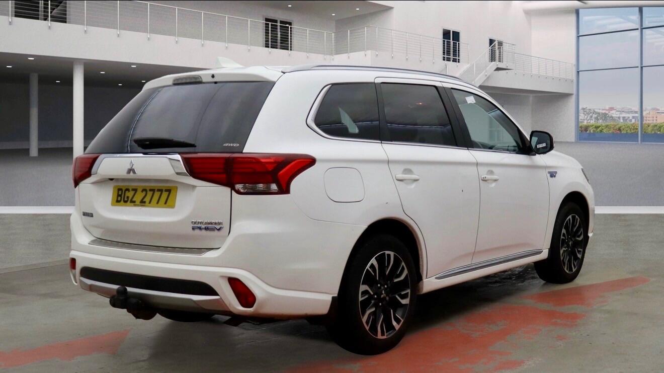 Used Mitsubishi Outlander 2016 for sale - 76743156: Photo 11