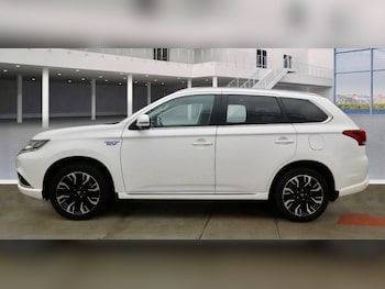 Used Mitsubishi Outlander 2016 for sale - 76743156: Photo