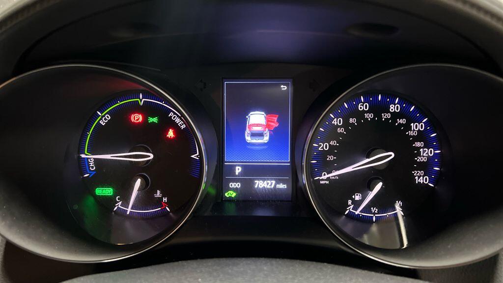 Used Toyota C-HR 2020 for sale - 76511915: Photo 11