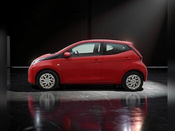 Used Toyota AYGO 2019 for sale - 78275855: Photo