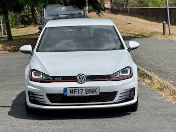 Used Volkswagen Golf 2017 for sale - 79158575: Photo