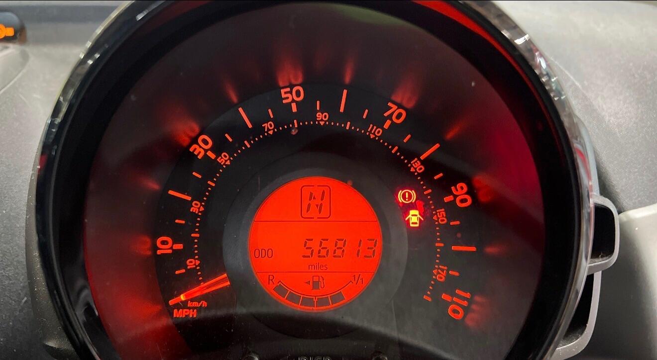 Used Peugeot 108 2017 for sale - 76667289: Photo 6