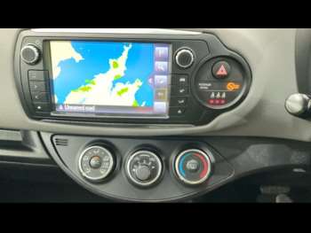 Used Toyota Yaris 2016 for sale - 75225547: Photo