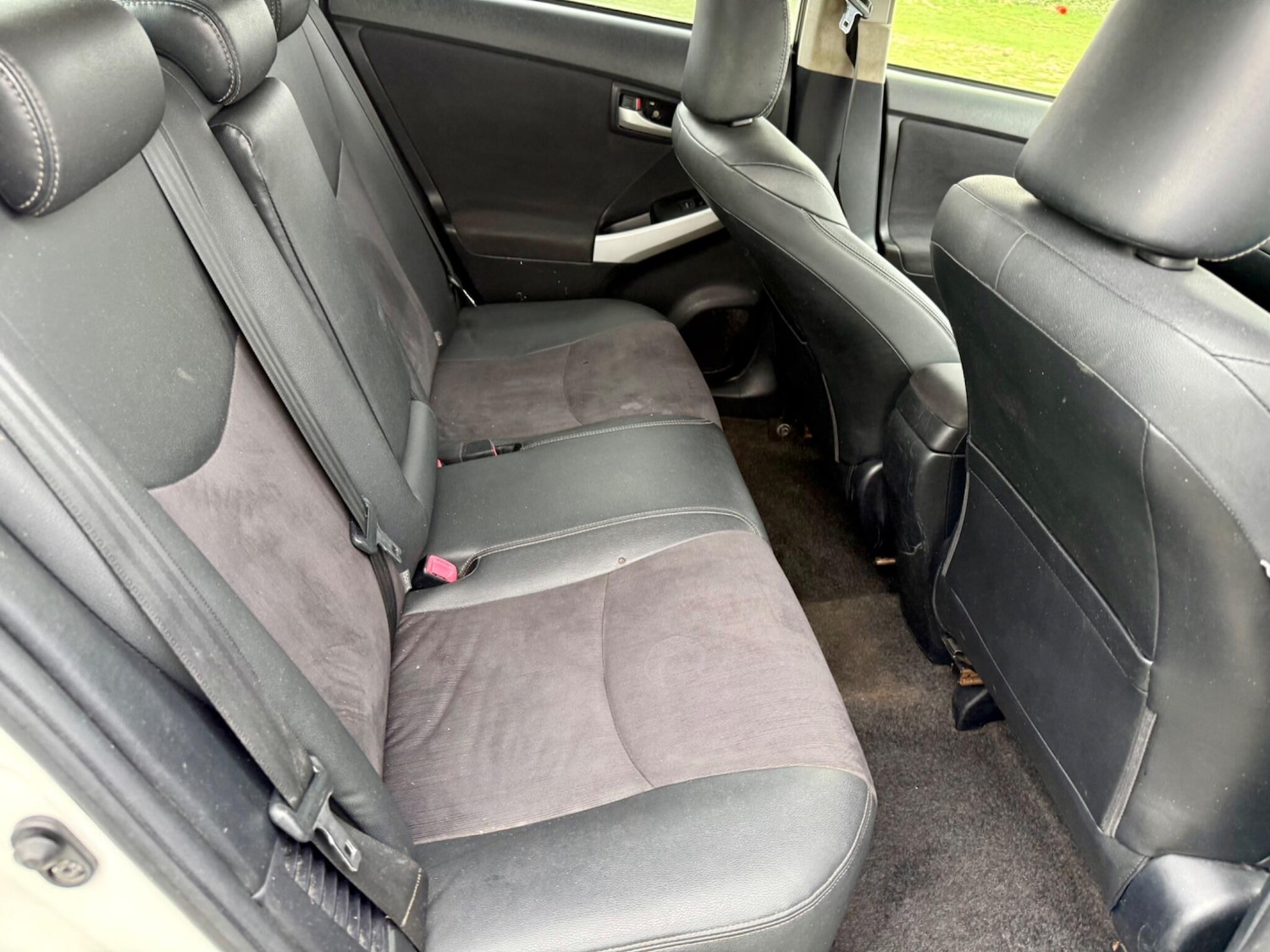 Used Toyota Prius 2012 for sale - 76270291: Photo 11