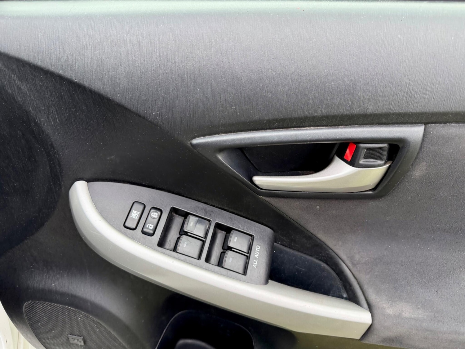 Used Toyota Prius 2012 for sale - 76270291: Photo 15