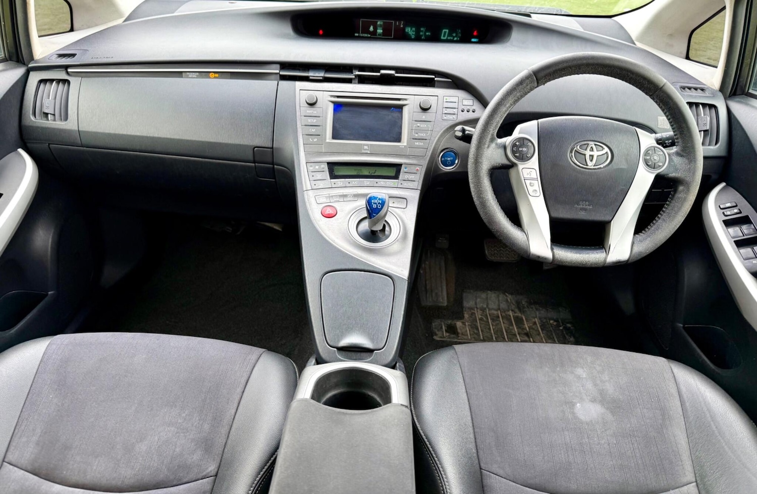 Used Toyota Prius 2012 for sale - 76270291: Photo 9