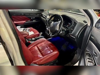 Used Mitsubishi Outlander 2016 for sale - 76000806: Photo