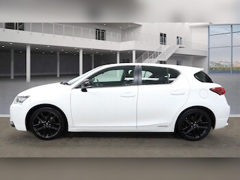 Used Lexus CT 2019 for sale - 76561668: Photo