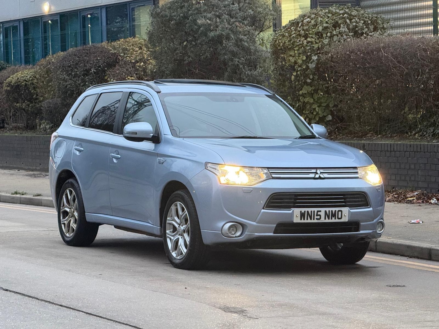 Used Mitsubishi Outlander 2015 for sale - 76832237: Photo 2