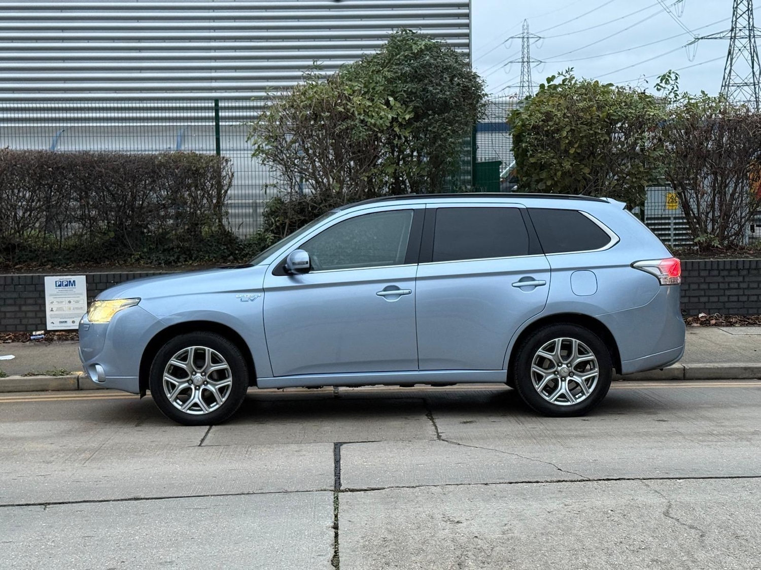 Used Mitsubishi Outlander 2015 for sale - 76832237: Photo 6