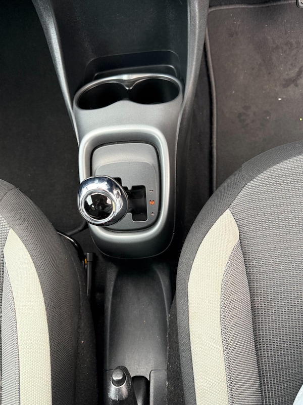 Used Toyota AYGO 2021 for sale - 76152607: Photo 17