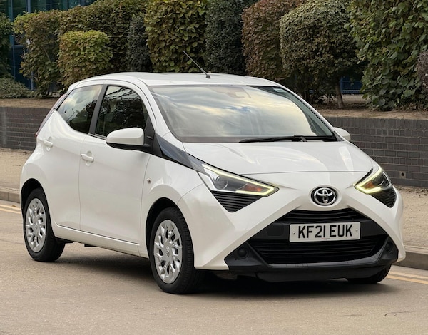 Used Toyota AYGO 2021 for sale - 76152607: Photo 1