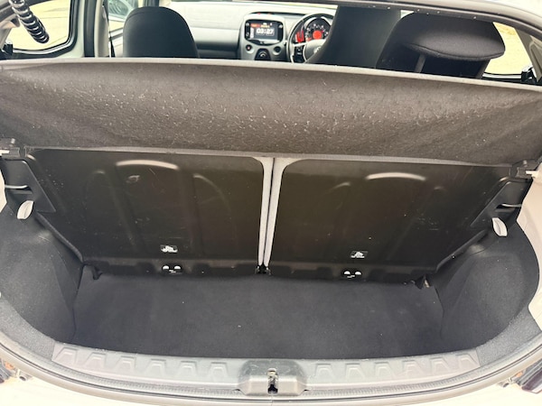 Used Toyota AYGO 2021 for sale - 76152607: Photo 23