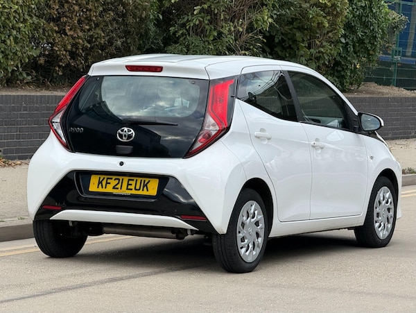 Used Toyota AYGO 2021 for sale - 76152607: Photo 8