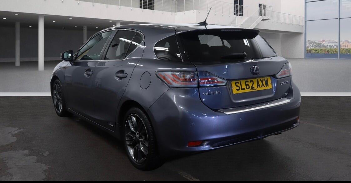 Used Lexus CT 2012 for sale - 77315317: Photo 4