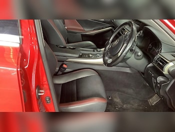 Used Lexus IS 2017 for sale - 77939893: Photo