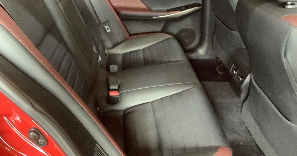 Used Lexus IS 2017 for sale - 77939893: Photo 5