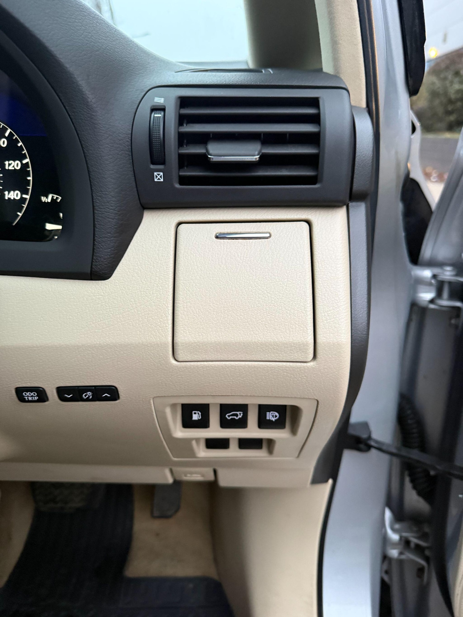 Used Lexus RX 2011 for sale - 76511791: Photo 24