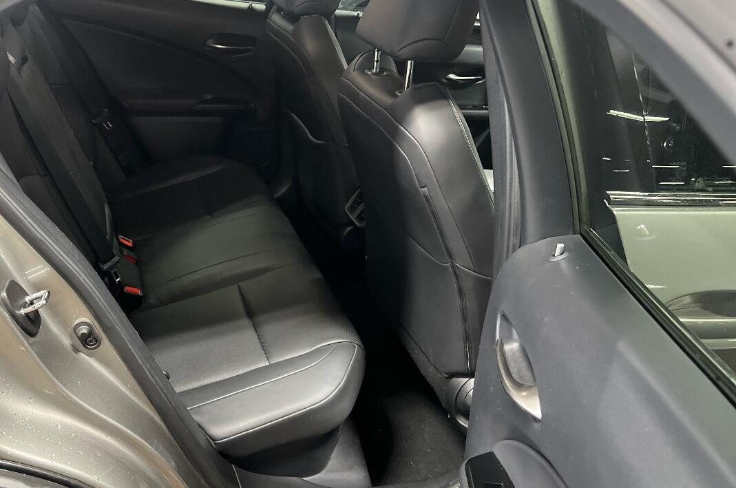 Used Lexus UX 2019 for sale - 77441087: Photo 6