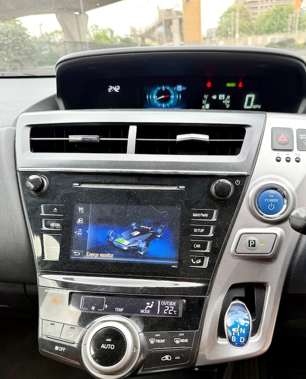 Used Toyota Prius+ 2015 for sale - 75477669: Photo 22