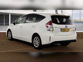 Used Toyota Prius+ 2015 for sale - 75477669: Photo