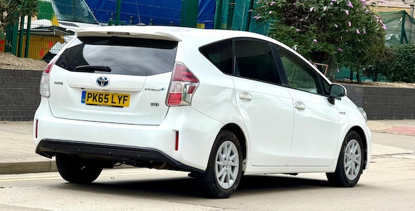 Used Toyota Prius+ 2015 for sale - 75477669: Photo 8