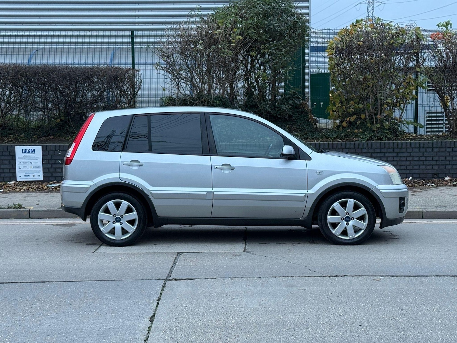 Used Ford Fusion 2006 for sale - 76865459: Photo 18