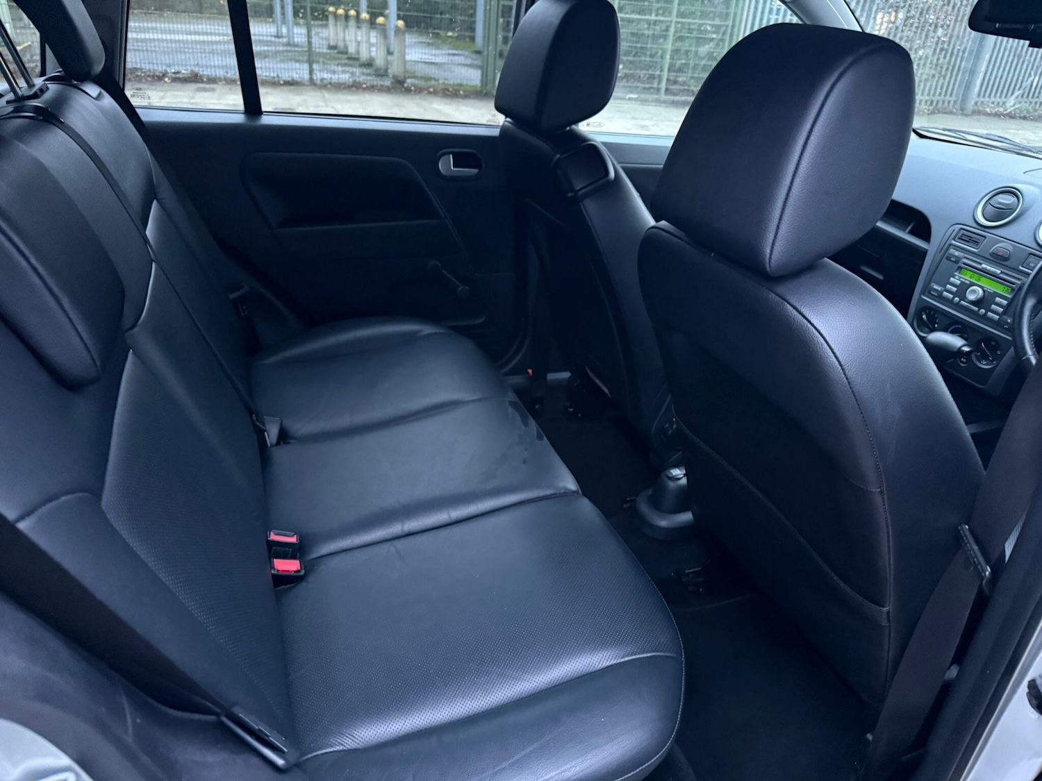 Used Ford Fusion 2006 for sale - 76865459: Photo 28