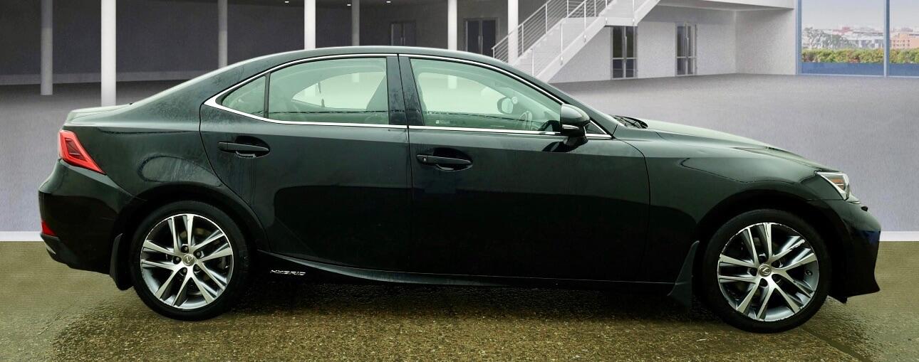 Used Lexus IS 2017 for sale - 77559150: Photo 5