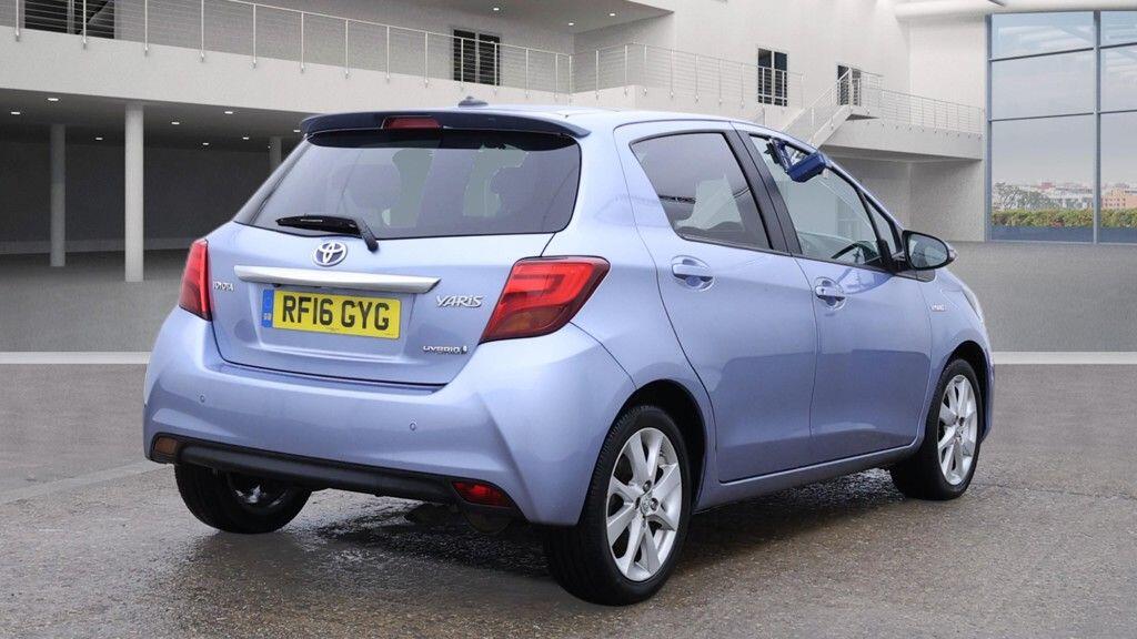 Used Toyota Yaris 2016 for sale - 76898919: Photo 8