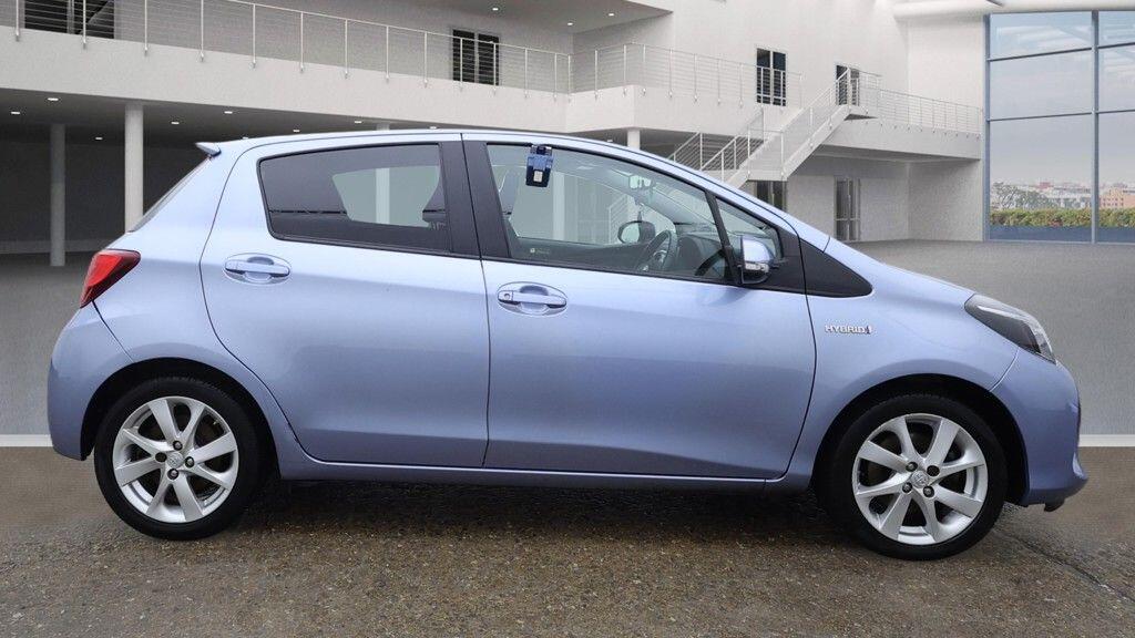 Used Toyota Yaris 2016 for sale - 76898919: Photo 9