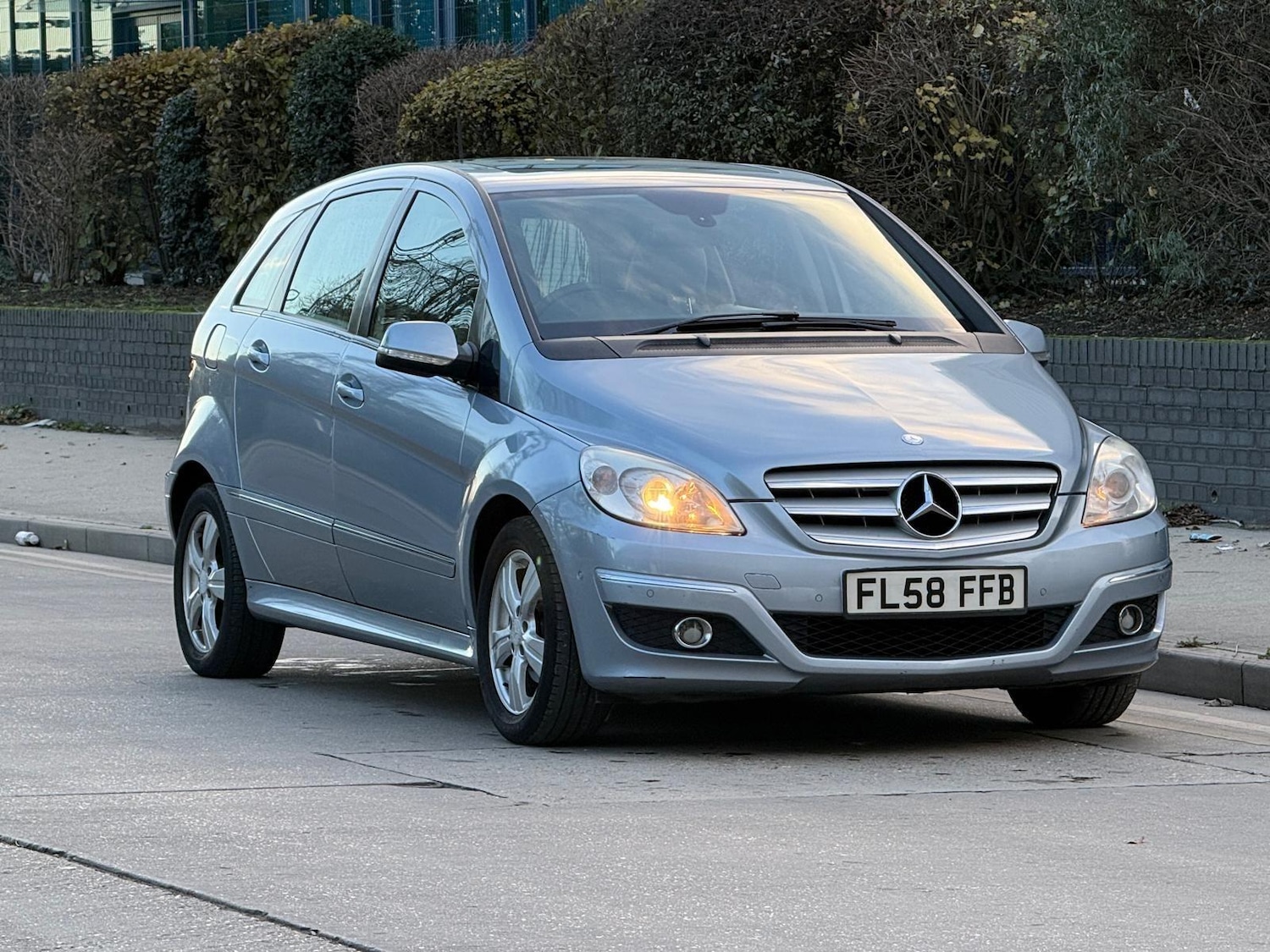 Used Mercedes-Benz B Class 2008 for sale - 76592372: Photo 2
