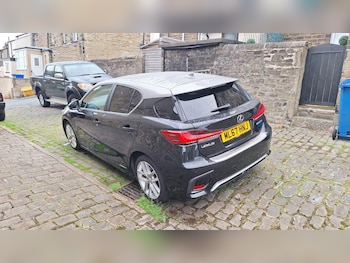 Used Lexus CT 2017 for sale - 75905008: Photo